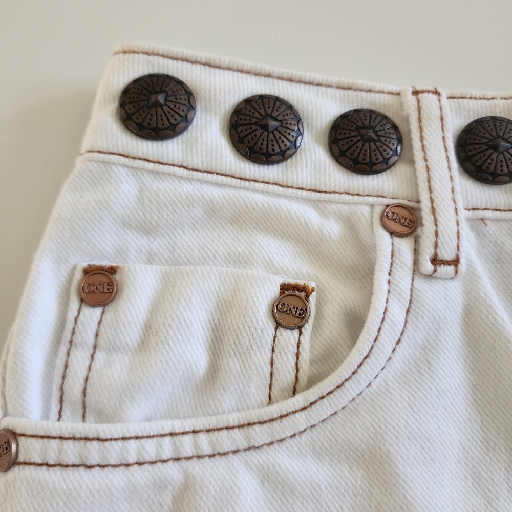 One Teaspoon Bandits High Waist Studded Denim Shorts White Beauty Size 25 - Picture 5 of 11